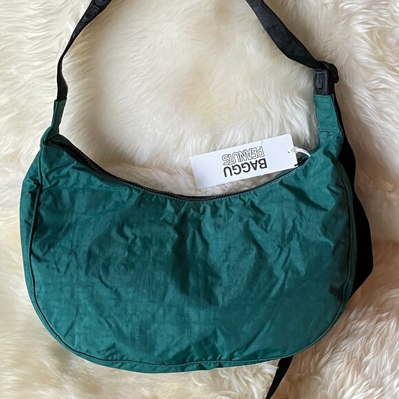 BAGGU x Peanuts NWT Medium Crescent Bag - Snoopy & Woodstock (Cypress) - Picture 3 of 13